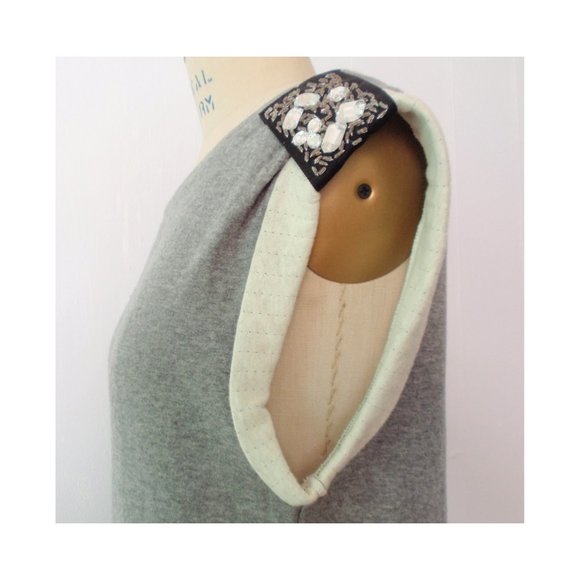 GAP GRAY CREAM FLANNEL SWEATER VEST BEADED SEQUINS SHOULDER L NWT - Picture 6 of 7